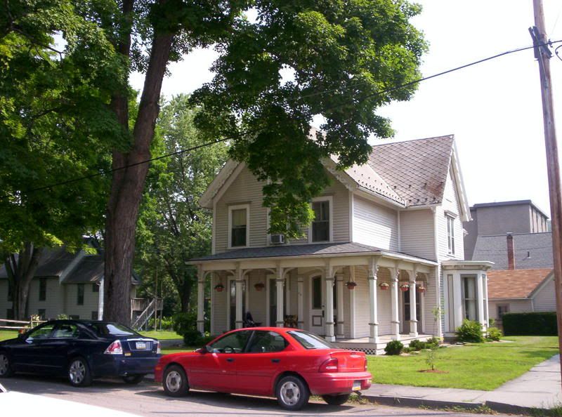 Hawley Photo Tour (Scranton, York, Wilson apartments, crime, homes