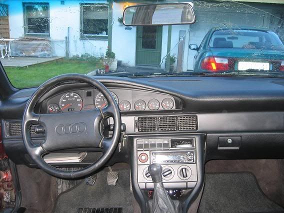 Audi100008.jpg