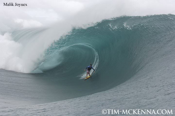 malik-joyeux-teahupoo-9-11.jpg