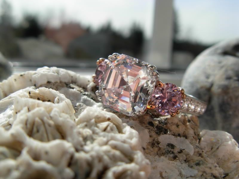 Sparkly eye candy found at thefacetlounge.com!