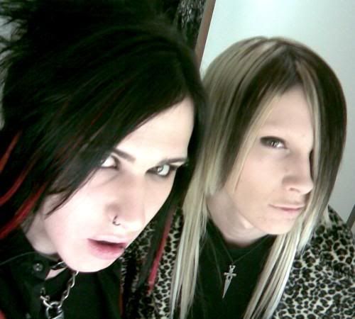 Obrázek “http://i103.photobucket.com/albums/m132/ginapound/Cinema%20Bizarre/ShinandYu07.jpg” nelze zobrazit, protože obsahuje chyby. Obrázek “http://i103.photobucket.com/albums/m132/ginapound/Cinema%20Bizarre/ShinandYu07.jpg” nelze zobrazit, protože obsahuje chyby.