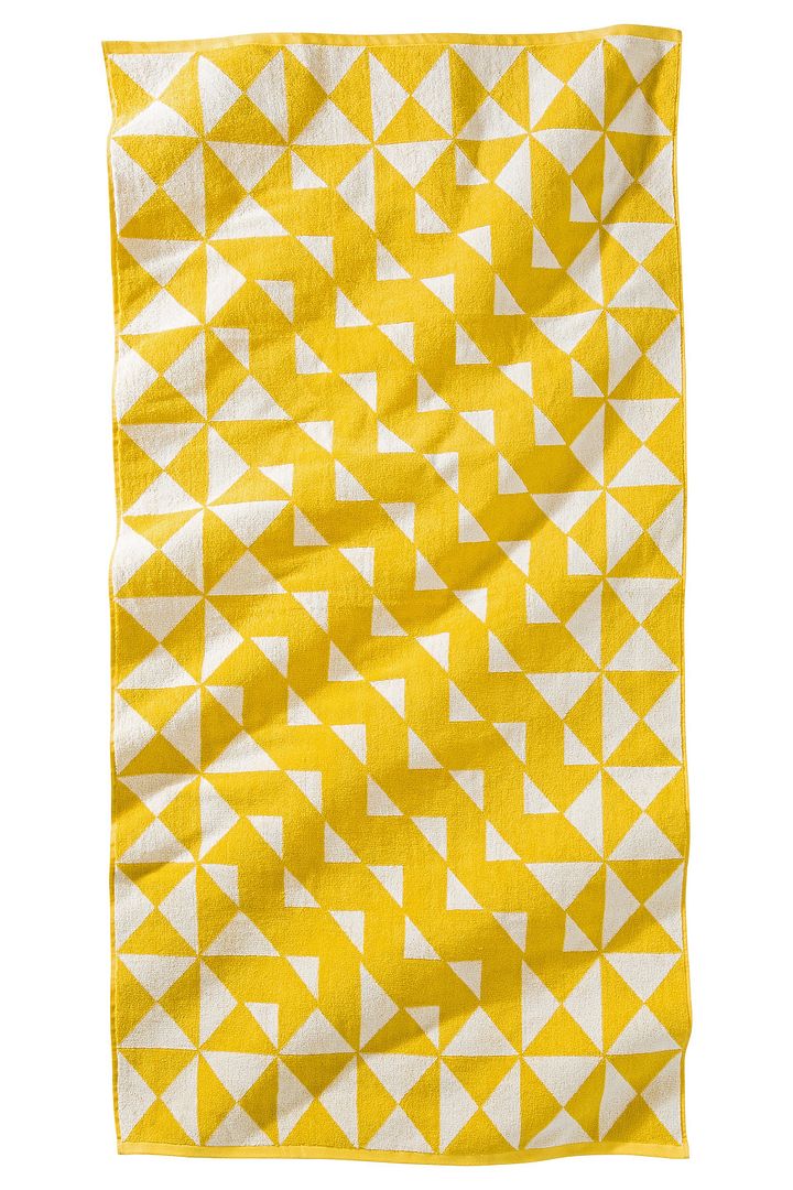 Nate Berkus Optical Beach Towel