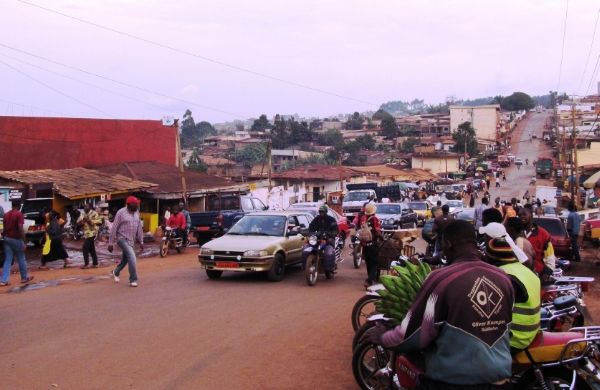 Andando 9 ciudades y 3 parques nacionales de Camerún en 3 semanas efectivas - Blogs de Camerun - ITINERARIO EN CAMERÚN (1)