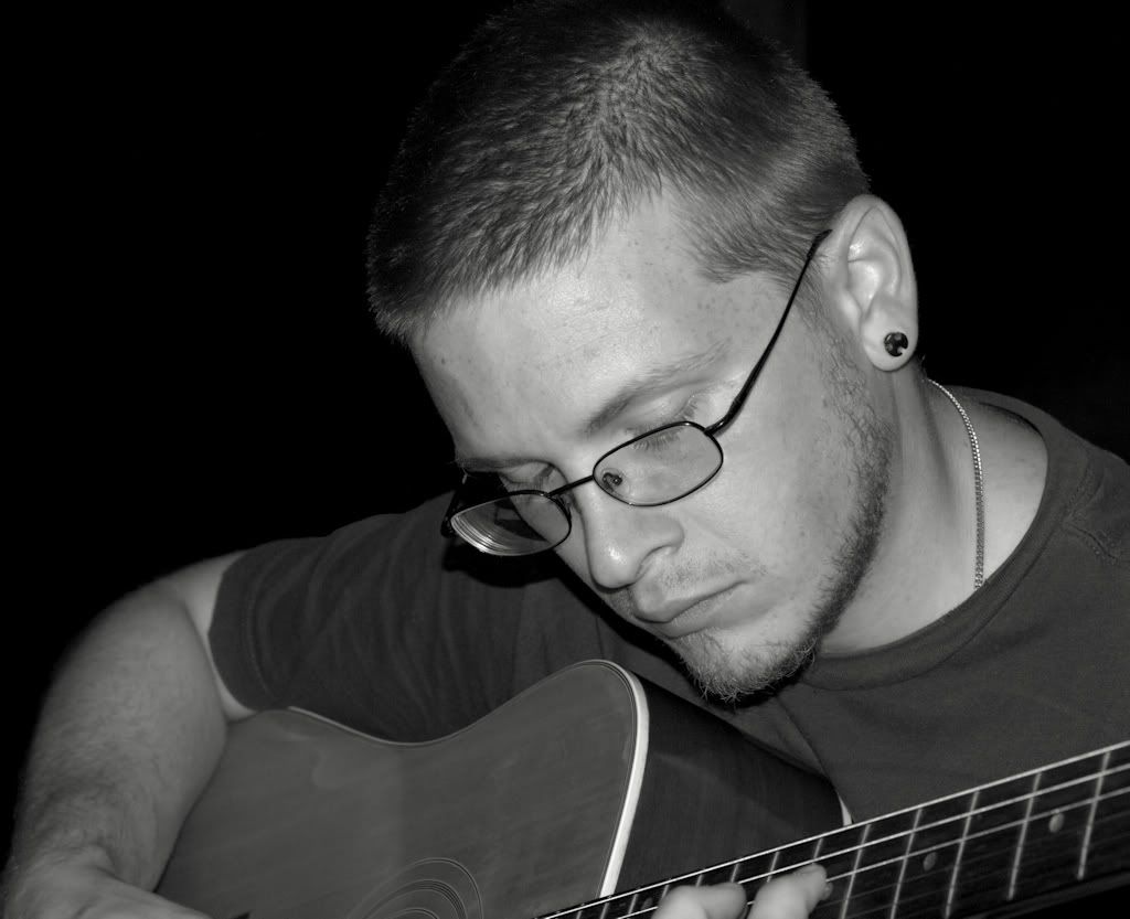 IMAGE: http://i103.photobucket.com/albums/m139/gerbalhunter/People/AspiringGuitarist.jpg