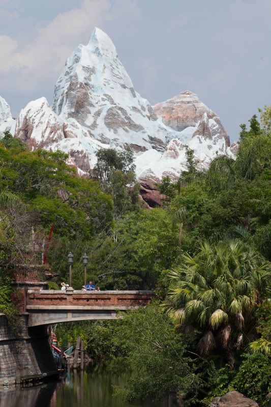 IMAGE: http://i103.photobucket.com/albums/m140/volvo-1/_MG_7798.jpg