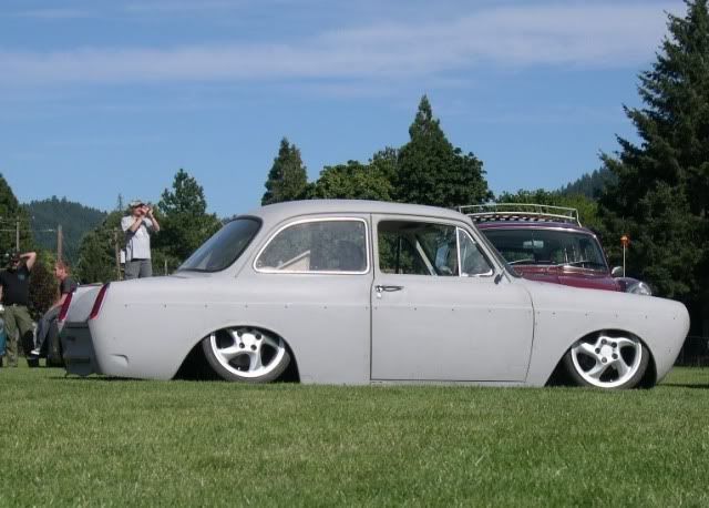http://i103.photobucket.com/albums/m141/notchflat/slammed.jpg