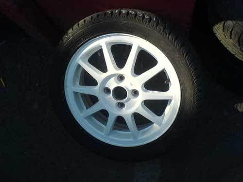 enkei-wit-tyre.jpg