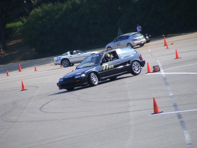 http://i103.photobucket.com/albums/m153/bluemeanietsi/Autocross/misc069.jpg