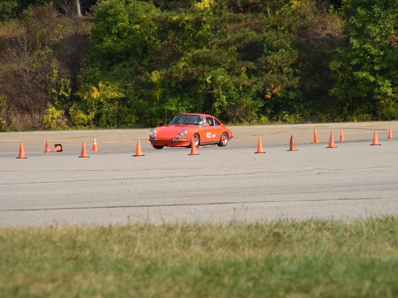 http://i103.photobucket.com/albums/m153/bluemeanietsi/Autocross/misc099.jpg