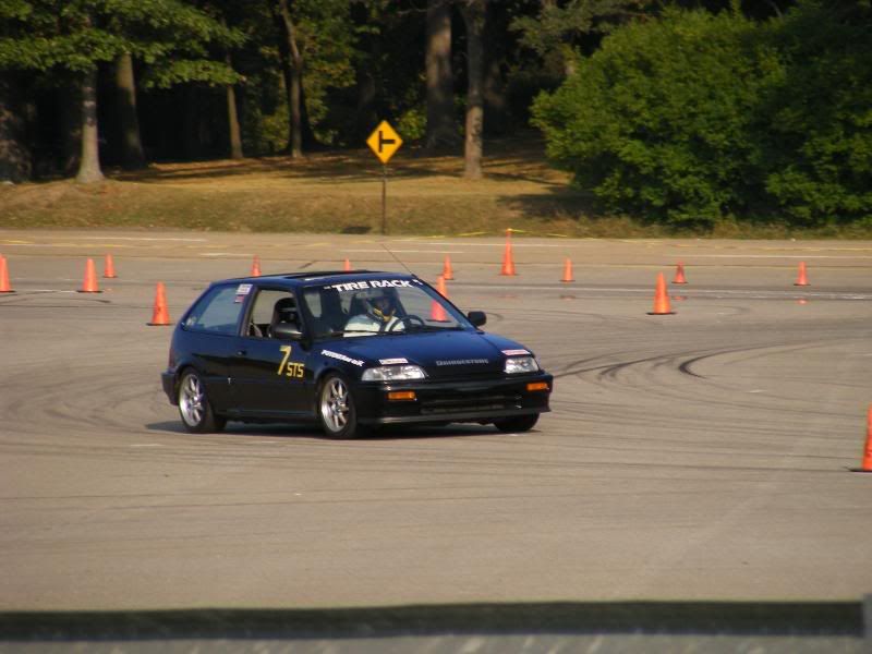 http://i103.photobucket.com/albums/m153/bluemeanietsi/Autocross/misc113.jpg