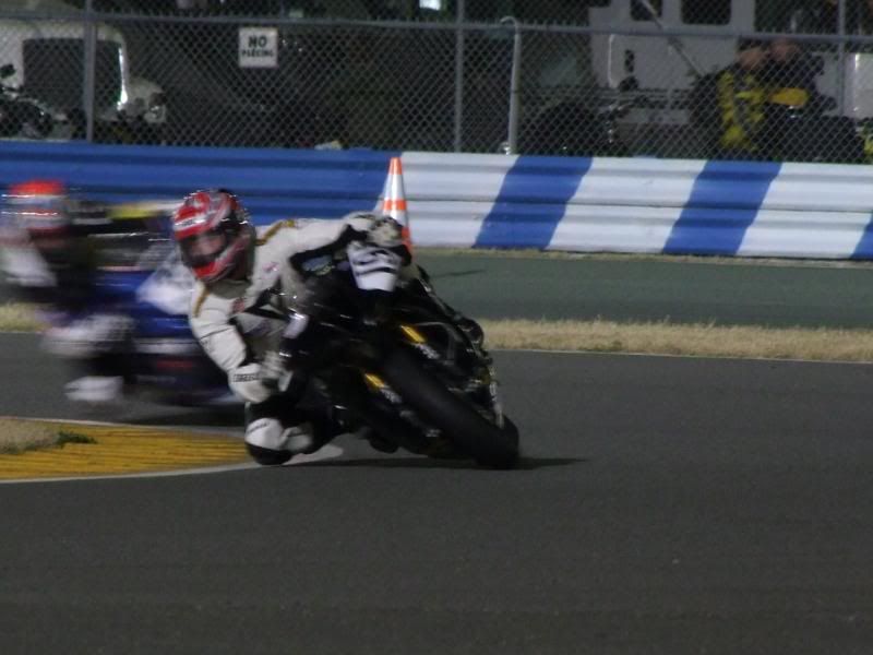 http://i103.photobucket.com/albums/m153/bluemeanietsi/Daytona/DSCF6504.jpg