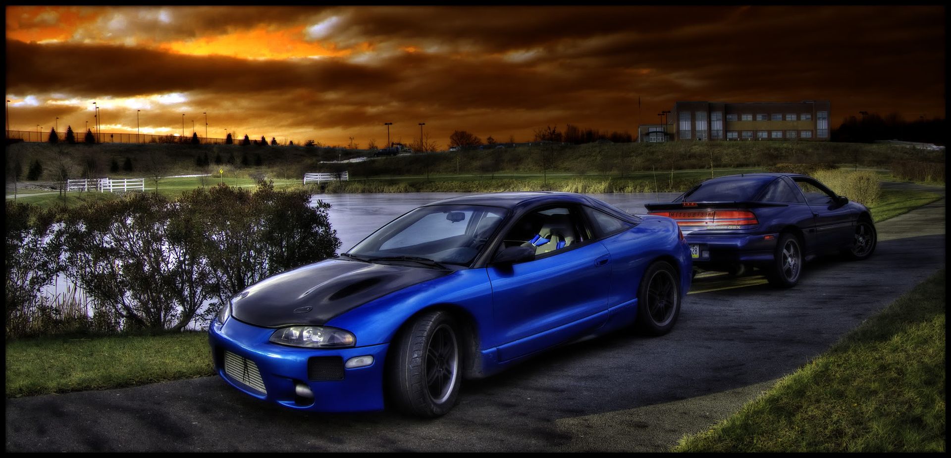 http://i103.photobucket.com/albums/m153/bluemeanietsi/HDR%20talon/dsms3edit3.jpg