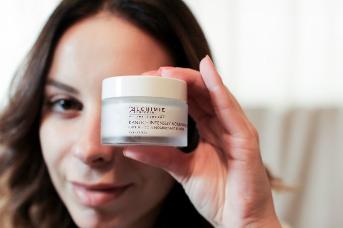 photo skincare_alchimieforever_stilettobeats_nomake_microneedle_3_zpsel2vrhbu.jpg