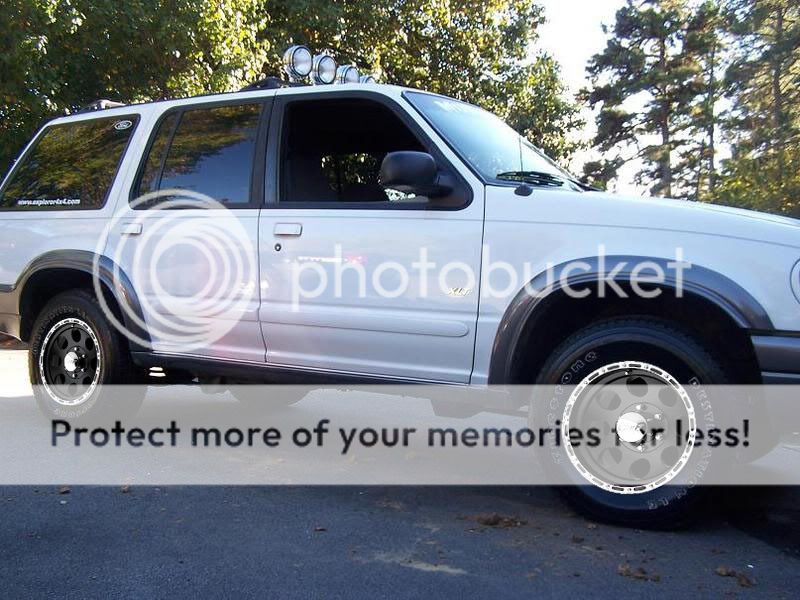 Black rims 2003 ford explorer #7