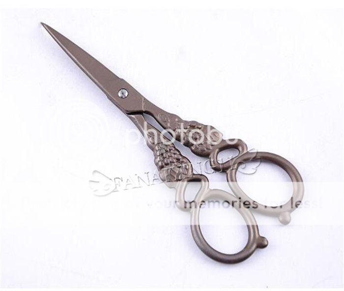 Vintage Style London Church Antique Stitch  Sewing /& Embroidery DIY Scissors